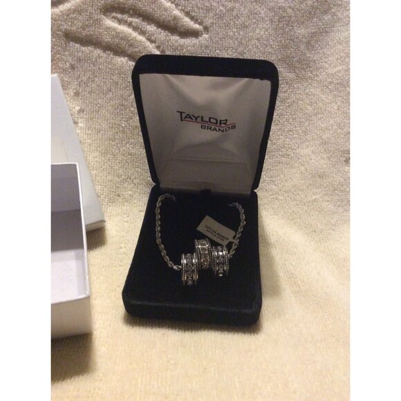 Taylor Brands Cubic Zirconia Triple Ring Clear Rhinestones Necklace  w/ Gift Box - Picture 2 of 5